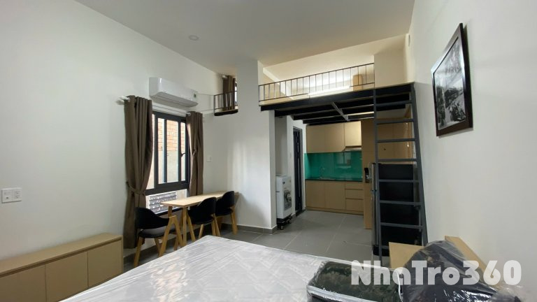 Cho thuê căn hộ duplex (gác), Quận 4, đường Tôn Thất Thuyết, gần ĐH Luật, ĐH Nguyễn Tất Thành, Chợ Xóm Chiếu