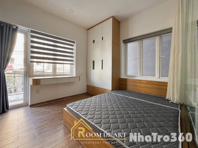 Căn Hộ 1 PN Ban Công Máy Giặt Riêng Ngay Sân Bay