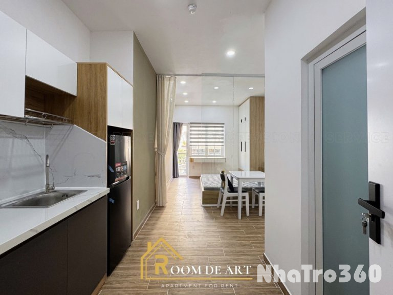 Căn Hộ 1 PN Ban Công Máy Giặt Riêng Ngay Sân Bay