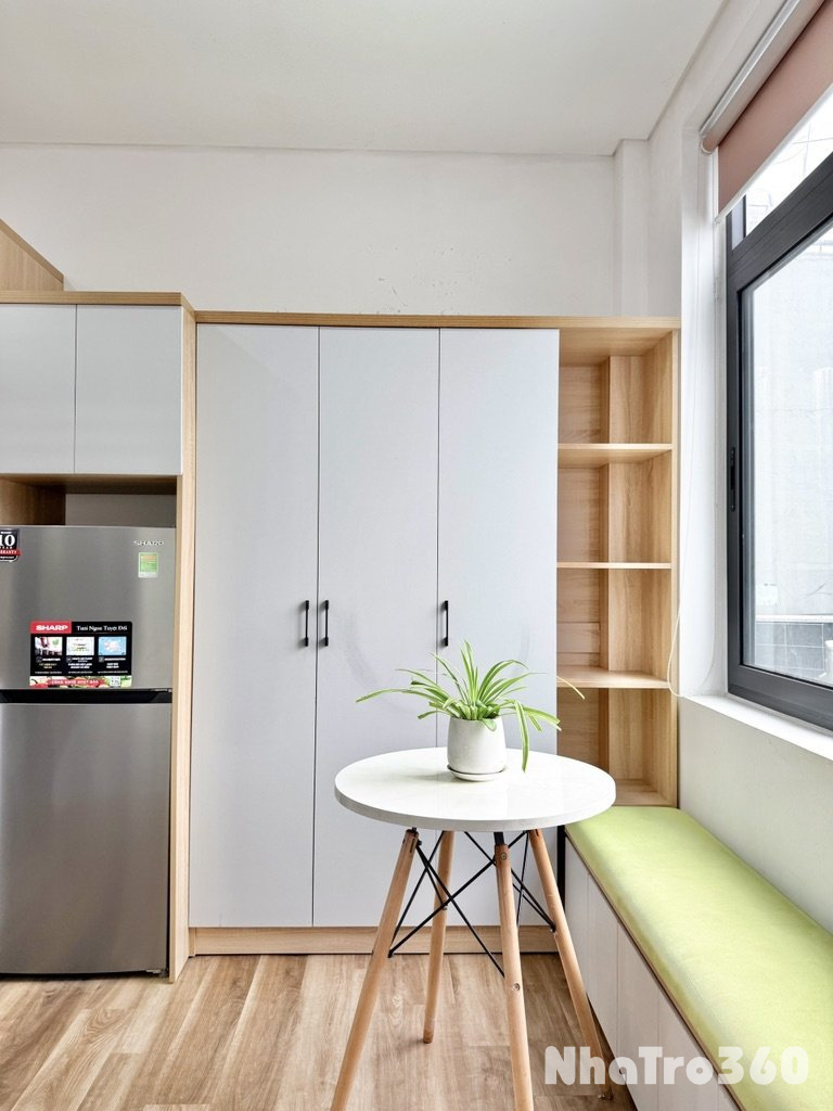 Căn Hộ Full Nội Thất, Có Ban Công, Máy Giặt Riêng