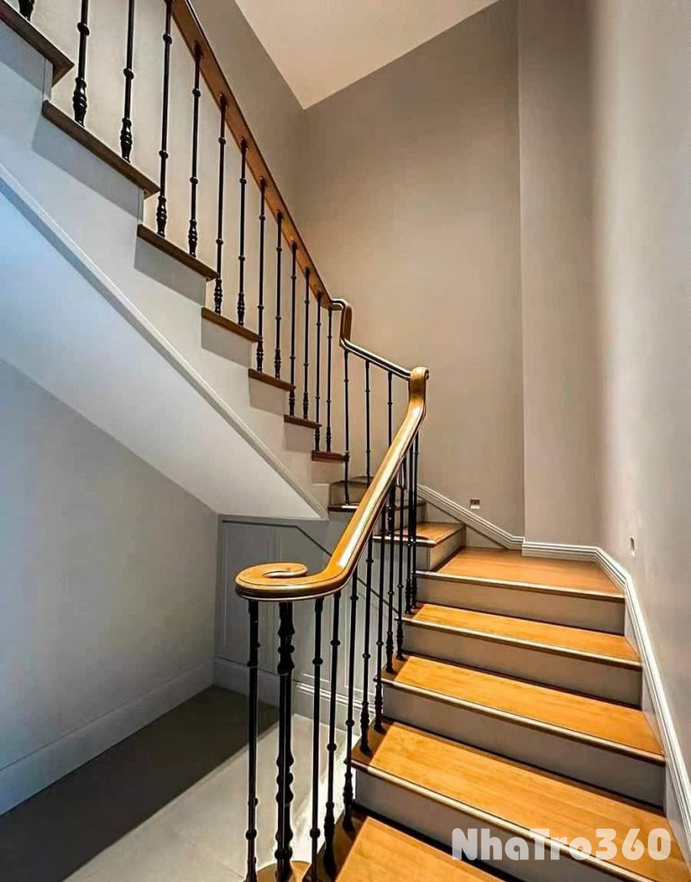 Nhà tôi cho thuê nhà hai cửa đi, mới,vỉa hè, 112m2- 4T, Đào Tấn_45 Tr