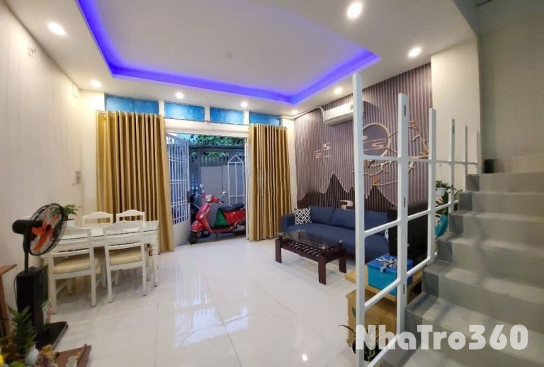 Nhà Nguyên Căn Full Nội Thất Ngay Hoà Hưng Q10