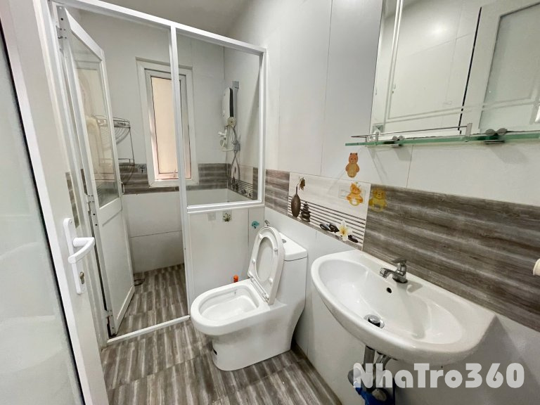 Cho thuê căn hộ 1PN, Q1, đường Tôn Thất Thuyết, gần ĐH Luật, ĐH Nguyễn Tất Thành, Chợ Xóm Chiếu