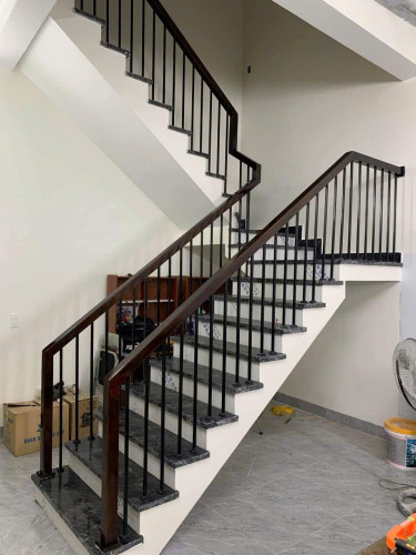 Nhà tôi cho thuê Nhà căn góc, mới, 114m2_ 4T; vỉa hè, Đội Cấn-46 Tr