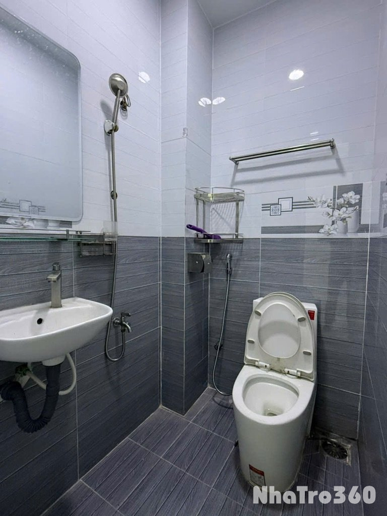 Nhà Nguyên Căn Ni Sư Huỳnh Liên Tân Bình