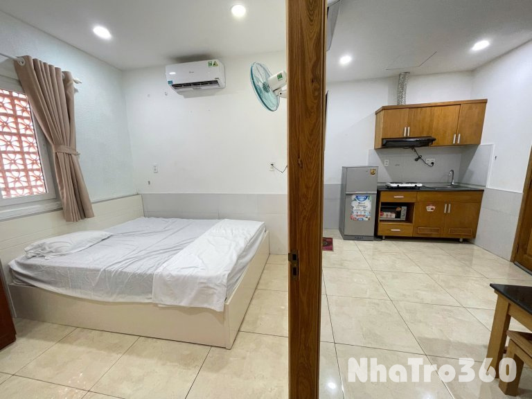 Cho thuê căn hộ 1PN, Q1, đường Tôn Thất Thuyết, gần ĐH Luật, ĐH Nguyễn Tất Thành, Chợ Xóm Chiếu