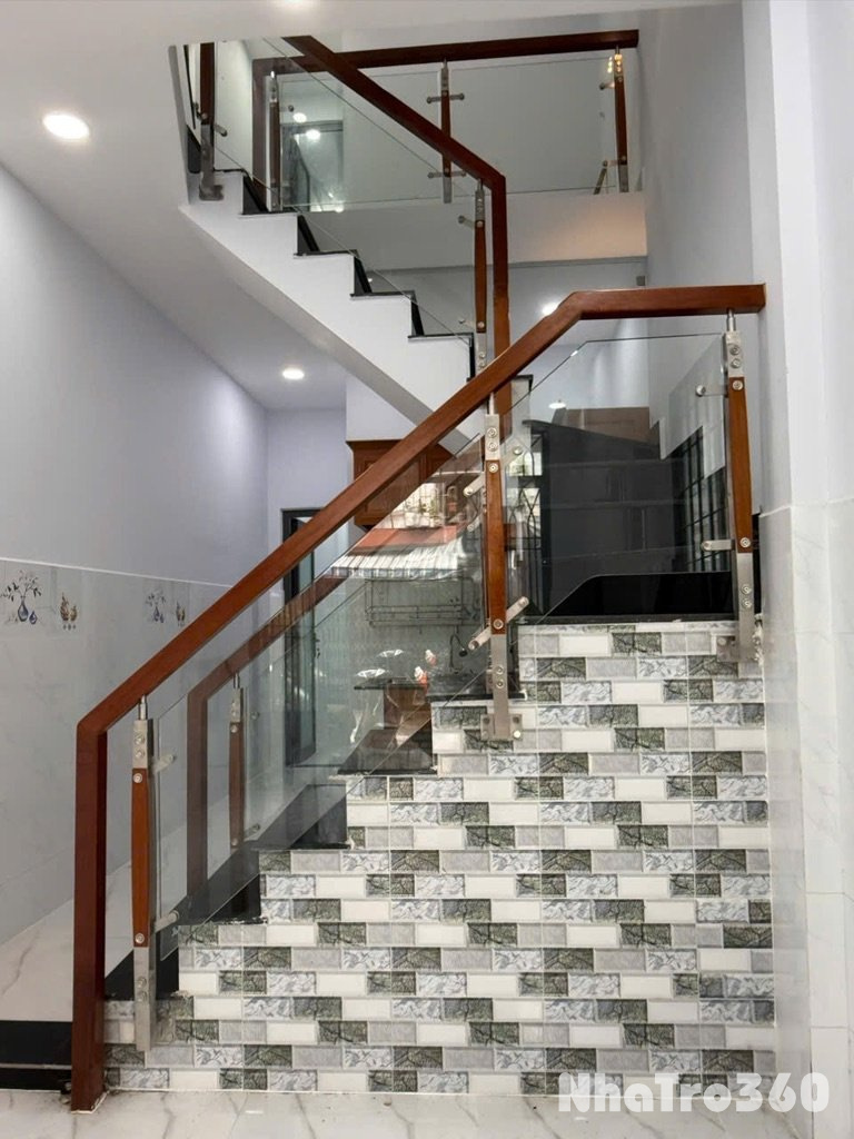 Nhà Nguyên Căn Ni Sư Huỳnh Liên Tân Bình