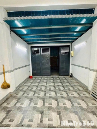 Cho thuê nhà 8tr có 3 phòng thạnh lộc 15