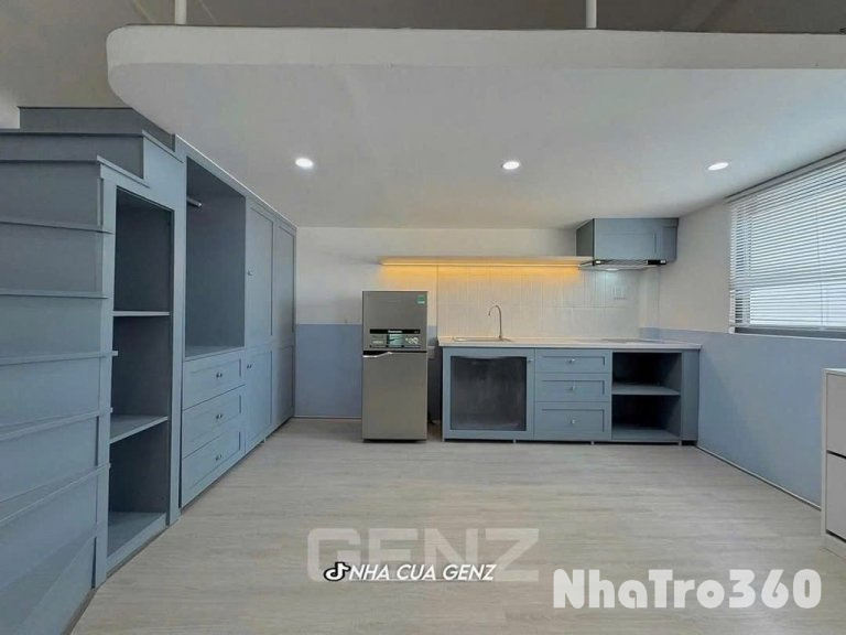 Cho thuê phòng gác 40m2 gần HVHK, BKU, HUFLIT,…