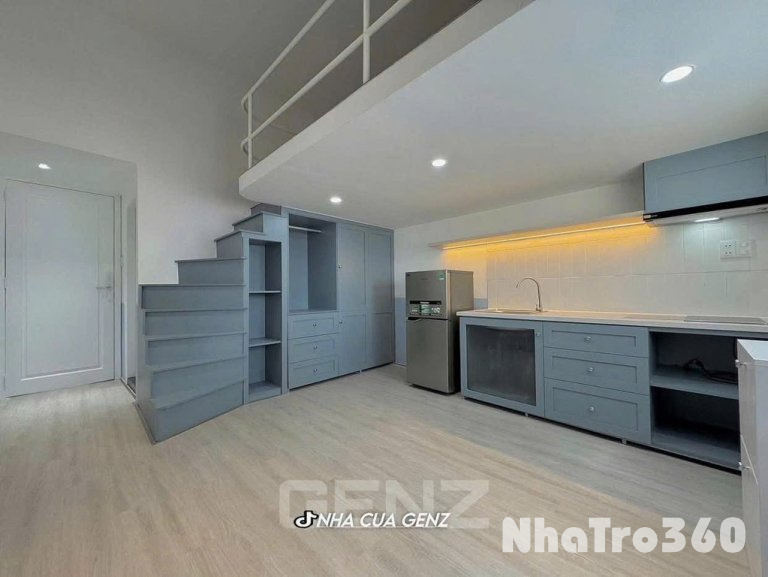 Cho thuê phòng gác 40m2 gần HVHK, BKU, HUFLIT,…