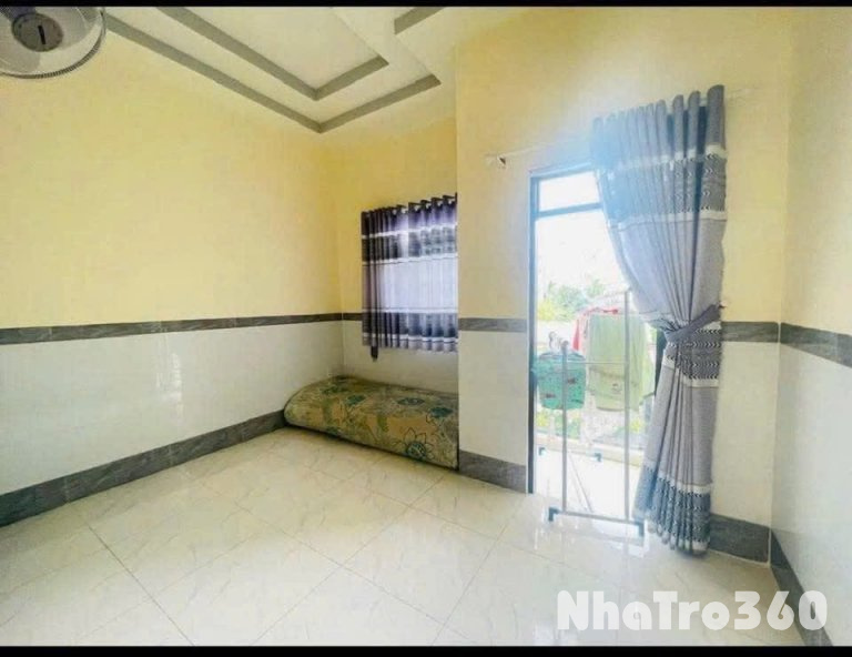 Cho thuê nhà 8tr có 3 phòng thạnh lộc 15