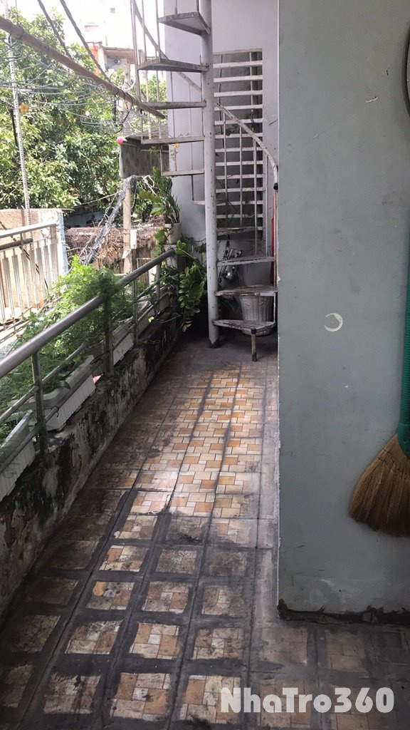 Phòng trọ cho thuê gần ngã tư hàng xanh