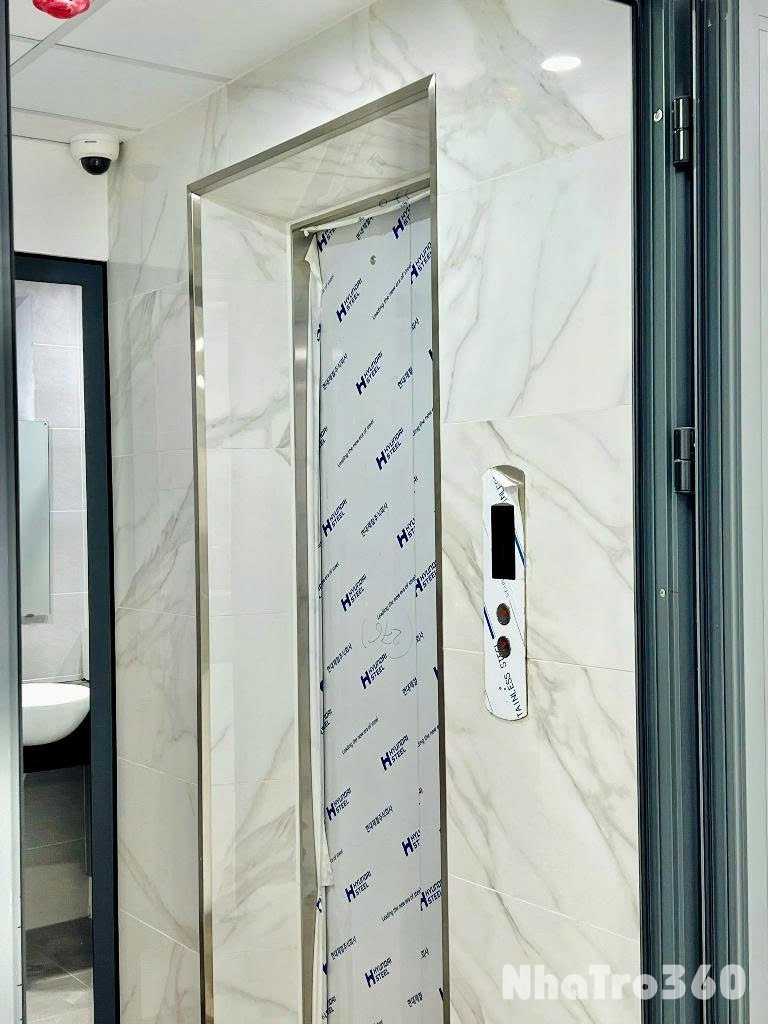 Cho thuê nhà mới, hai mặt tiền, 95m2_ 4T; vỉa hè, Trần Nhân Tông-29 Tr