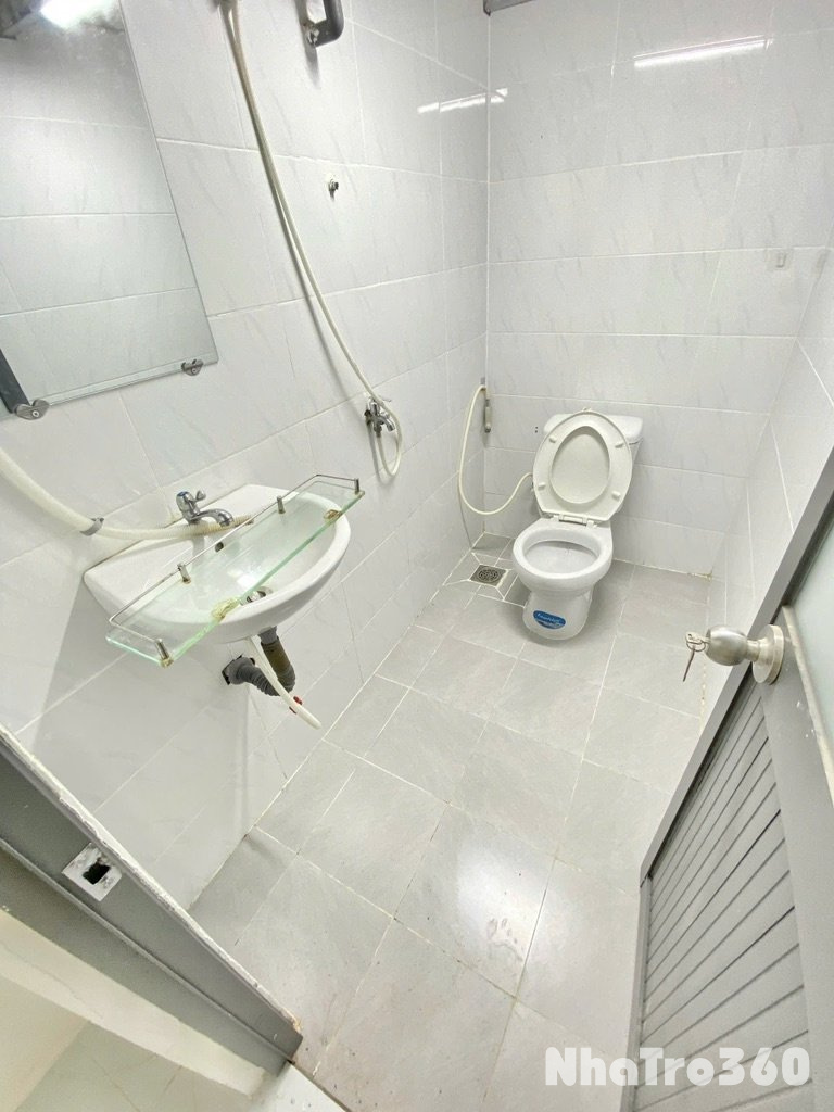 Cho thuê phòng lầu 3