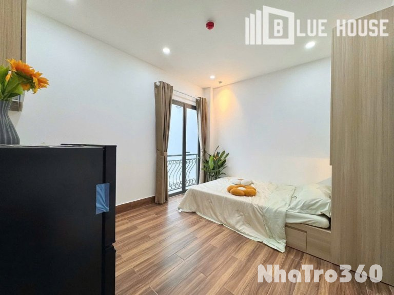 Căn hộ ban công giếng trời gần BV Thống Nhất