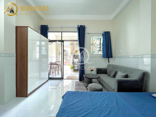 Căn hộ mới - sạch sẽ - giá hợp lý ngay quận 1, bancol đón nắng, gần Đại học UEH, quận 1