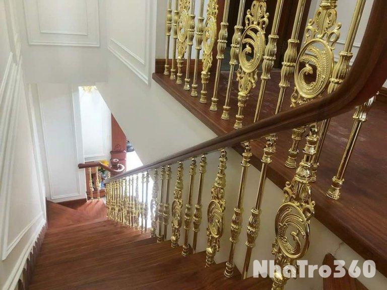 Nhà mình cho thuê nhà mới, hai cửa đi, Đội Cấn; vỉa hè 96m2* 5T- 29 Tr