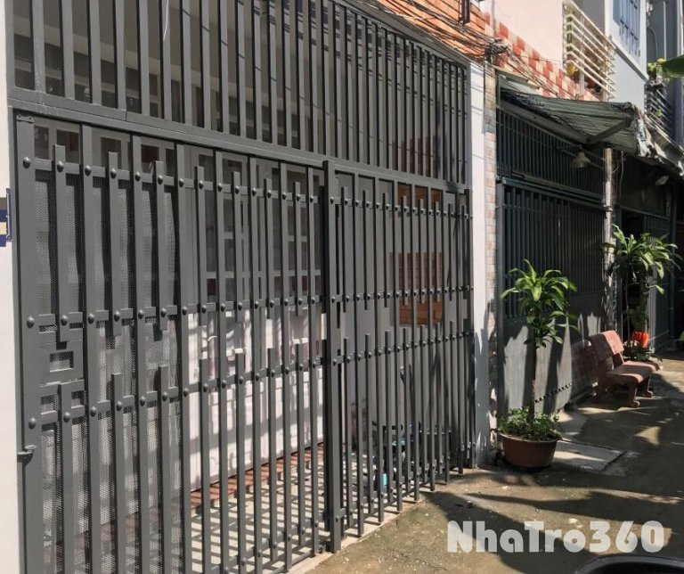 Cho thuê nguyên căn hẻm 2056 HTP