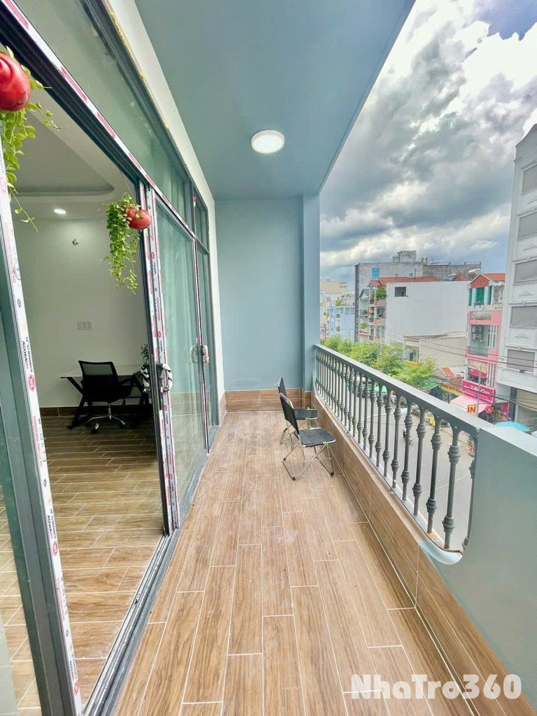 Cho Thuê Căn Hộ Studio Ban Công Thoáng Mát Gần Ga
