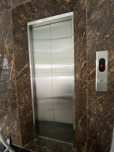 Nhà mình cho thuê nhà mới, căn góc, Mai Hắc Đế; vỉa hè 92m2* 5T- 30 Tr