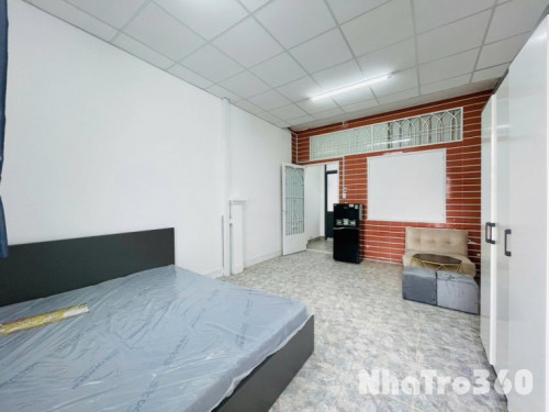 1 phòng ngủ, tách bếp, tự do, ban công