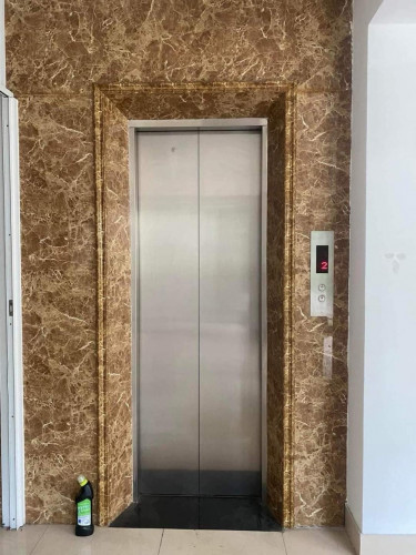 Tôi cho thuê nhà mới, căn góc, 95m2_ 5T; vỉa hè, Hoàng Quốc Việt-30 Tr