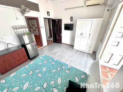 Studio, full nội thất, ban công, tự do, giá rẻ