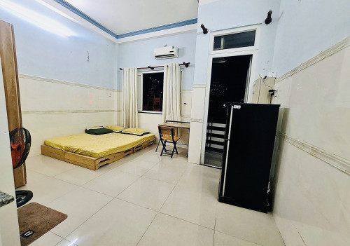 Cho thuê căn hộ Q4, đường Vĩnh Khánh, gần ĐH Luật, ĐH Nguyễn Tất Thành, Chợ Xóm Chiếu