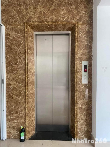 Tôi cho thuê nhà mới, căn góc, 95m2_ 5T; vỉa hè, Hoàng Quốc Việt-30 Tr