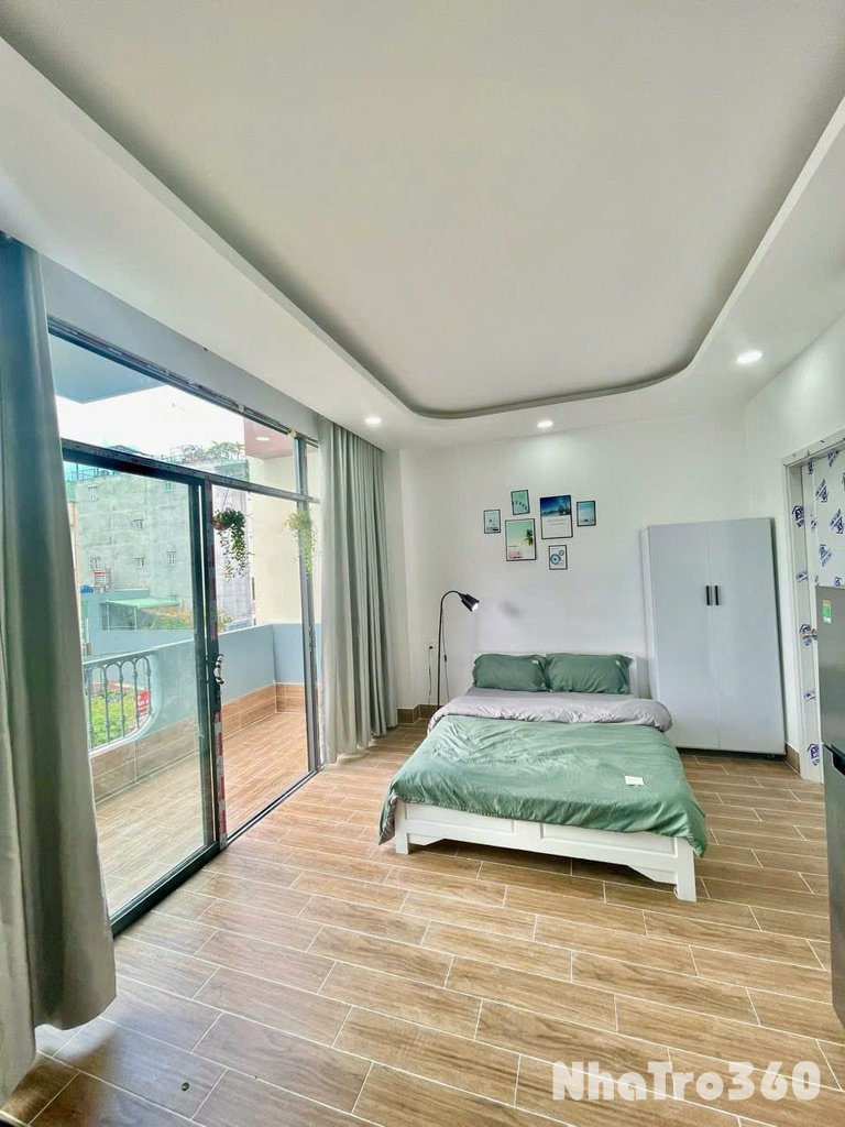 Cho Thuê Căn Hộ Studio Ban Công Thoáng Mát Gần Ga