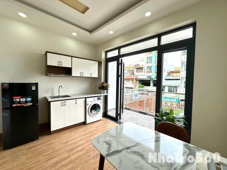 Căn Hộ Dịch Vụ Full Nội Thất Có Ban Công, Máy Giat
