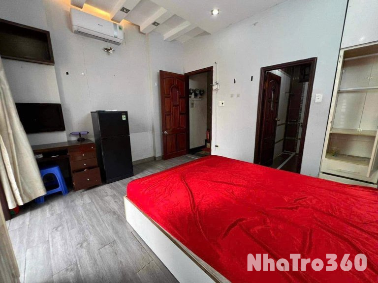 Studio, full nội thất, tự do, giá rẻ, ban công