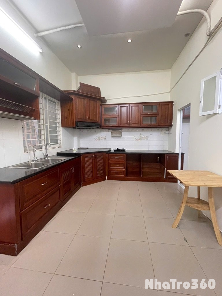 1 phòng ngủ, tách bếp, trệt, tự do, giá rẻ