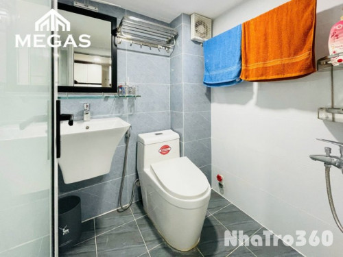 Cho thuê căn hộ Duplex (gác), Q1, đường Cống Quỳnh, gần ĐH Văn Lang, CV 23/9, CV Tao Đàn