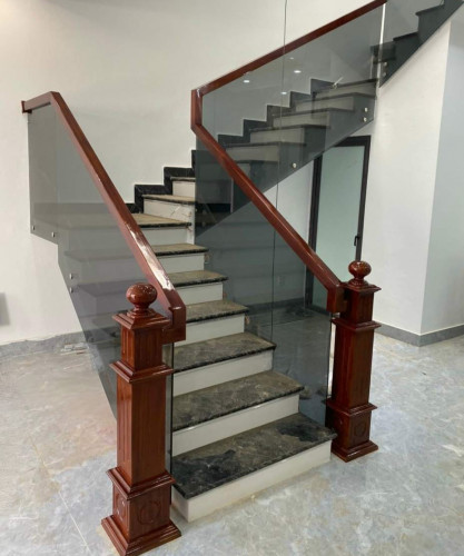 Nhà tôi cho thuê Nhà căn góc, mới, 113m2_ 4T; vỉa hè, Đội Cấn-45 Tr