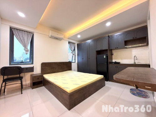 Trống sẵn căn Studio Q10 máy giặt riêng, ban công