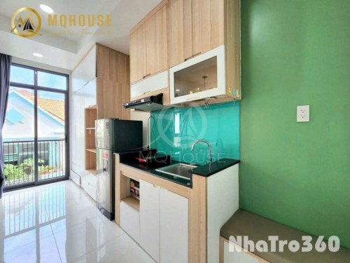 Căn Hộ Dịch Cụ Rộng Rãi Có Ban Công