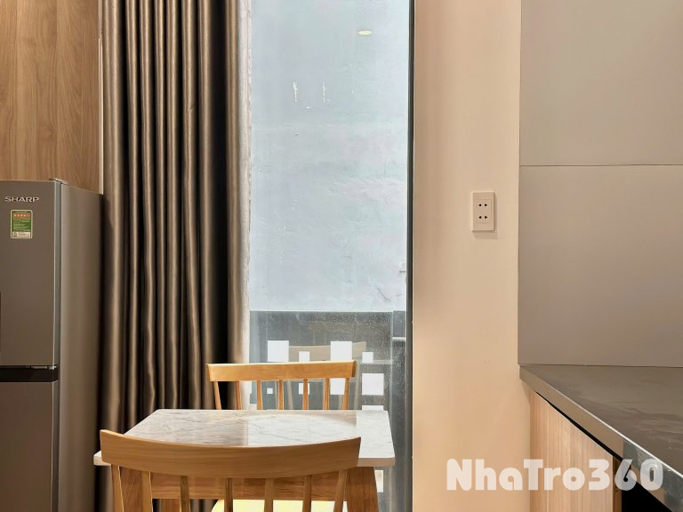 Khai trương căn hộ siêu mới ngay trung tâm quận 4, bancol nhỏ đón nắng, gần Đại học Luật