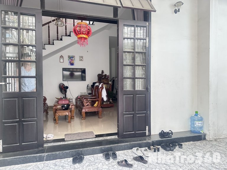 Cho thuê nhà nguyên can