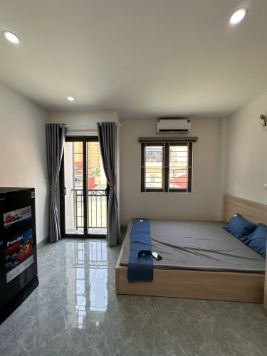 (Cực hiếm) Căn hộ Studio cao cấp 25m2 mới khai trương tại ngõ 45 Trần Thái Tông - Máy giặt riêng
