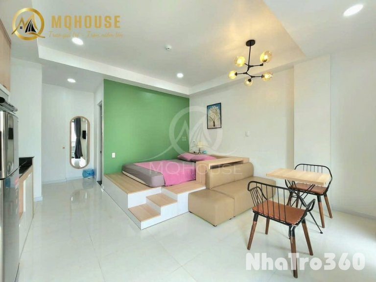 Căn Hộ Dịch Cụ Rộng Rãi Có Ban Công