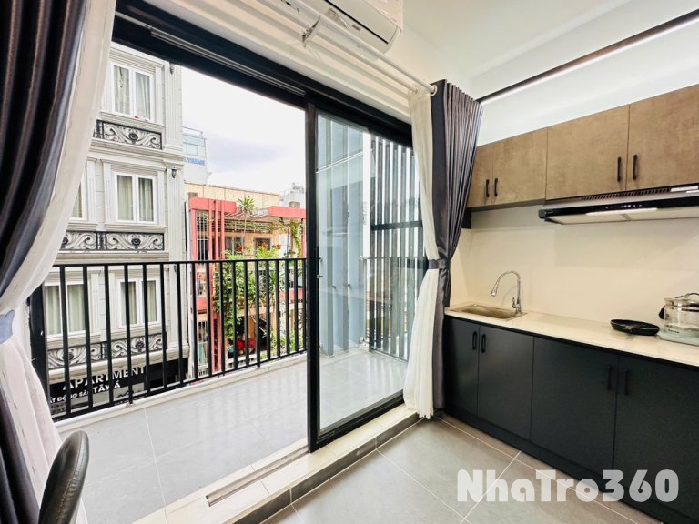 STUDIO BAN CÔNG FULL NT GẦN ETOWN CỘNG HOÀ