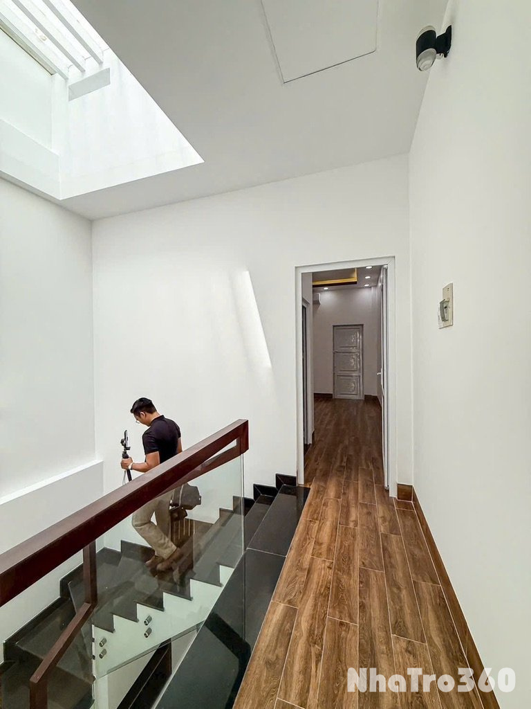 Tôi đi nước ngoài cần pass lại