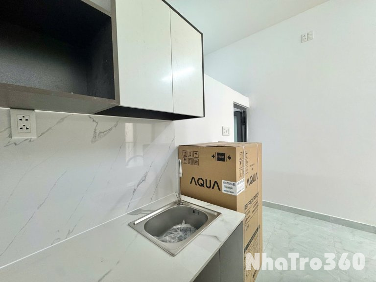 Cho thuê phòng full nội thất, cửa sổ đón nắng, quận 8 ngay dưới chân cầu chữ Y, quận 5, quận 1