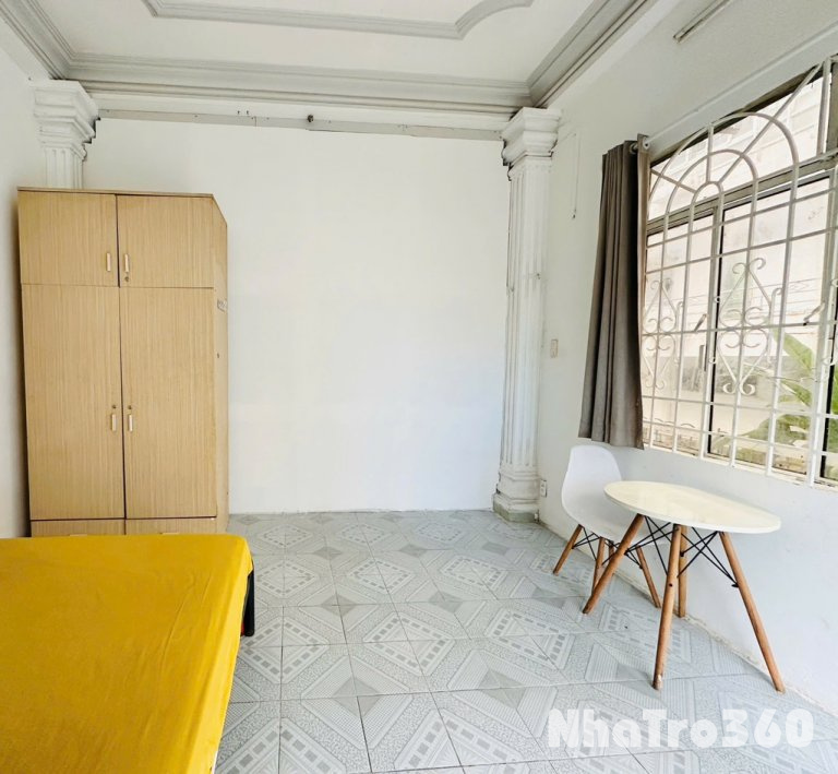 Nội thất cơ bản, ban công, cửa sổ, giá rẻ