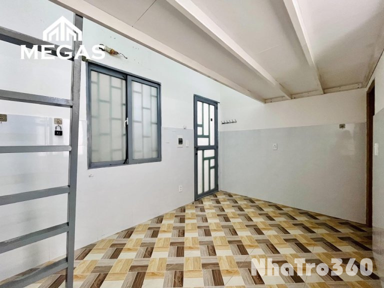 Nội thất cơ bản- giờ giấc tự do- thang máy