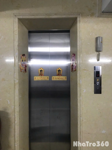 Nhà tôi cho thuê nhà hai cửa đi, mới, 99m2_ 4T; vỉa hè, Lò Đúc-31 Tr