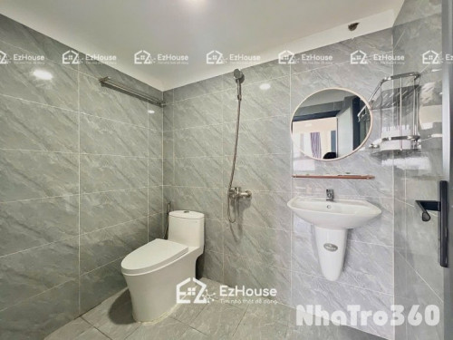 Phòng Duplex Cửa Sổ Trời – Gần CV Gia Định