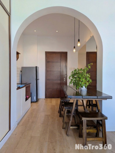 2PN, FULL NT, CÓ BAN CÔNG, GẦN CV GIA ĐỊNH