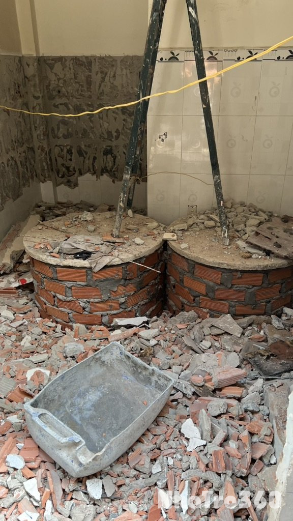 Nhà đang sửa hết tháng 8 nhà sẽ hoàn tất